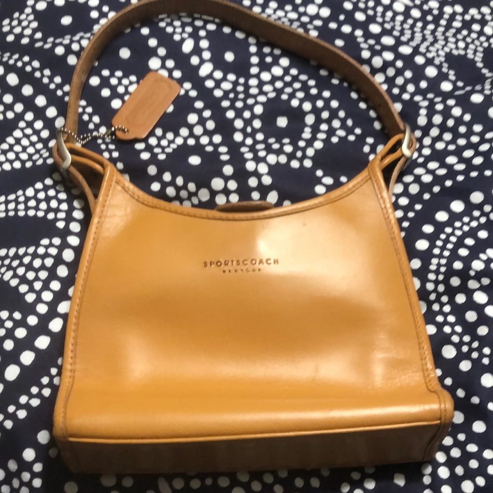 Sports Coach purse gold color excellent condition
